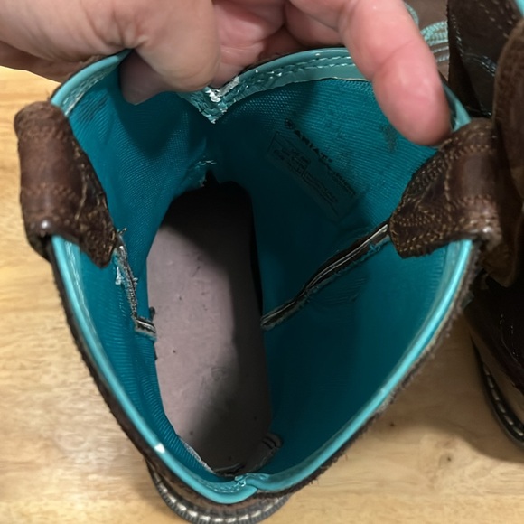 Ariat Dark Brown & Turquoise Leather & Suede Embroidered Short Boots 38 EU 8B US - Picture 9 of 13